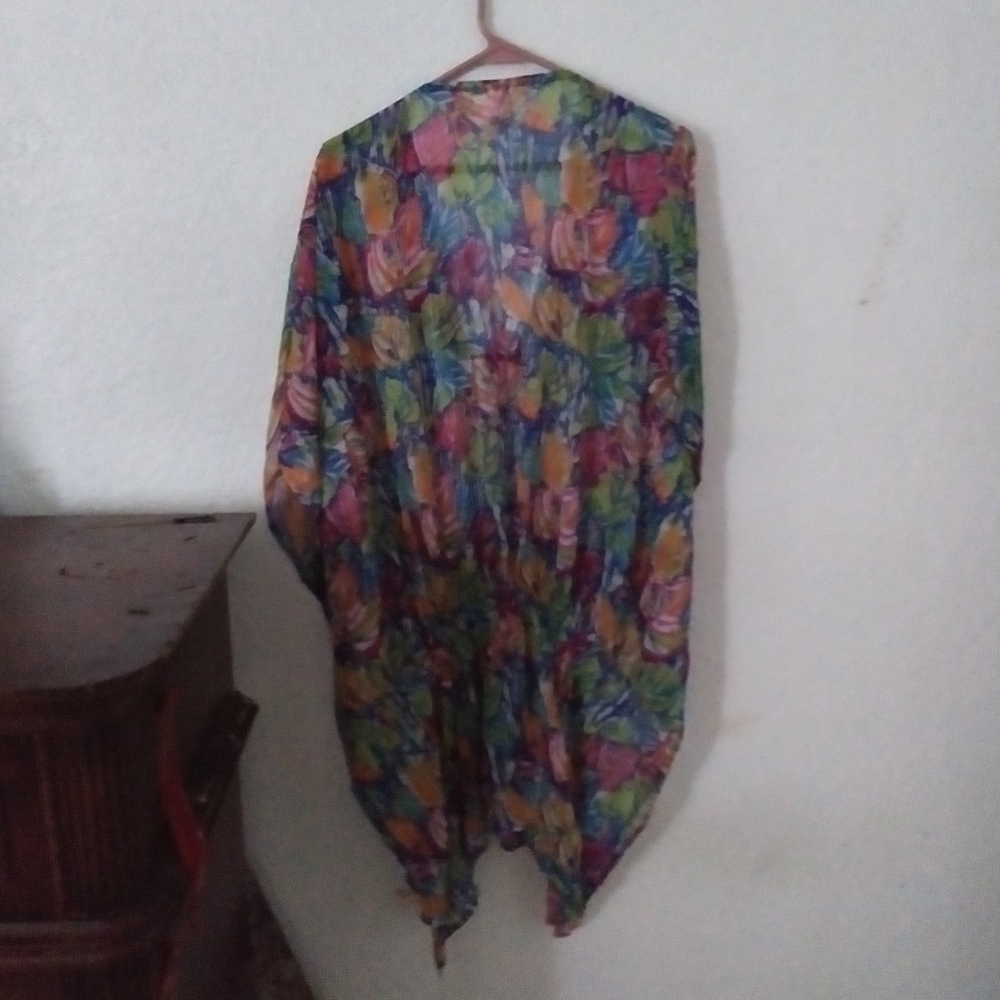 Shirts - Picture 6 of 6